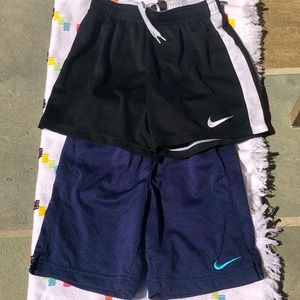 (2)EUC Nike Shorts
